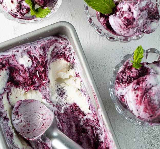 No-Churn Lemon-Blueberry Ice Cream