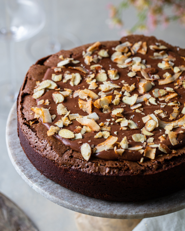 Chocolate Macaroon Cake