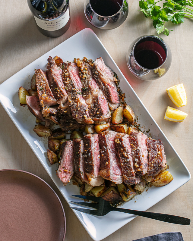 Rib eye w/ Garlic Butter & Potatoes