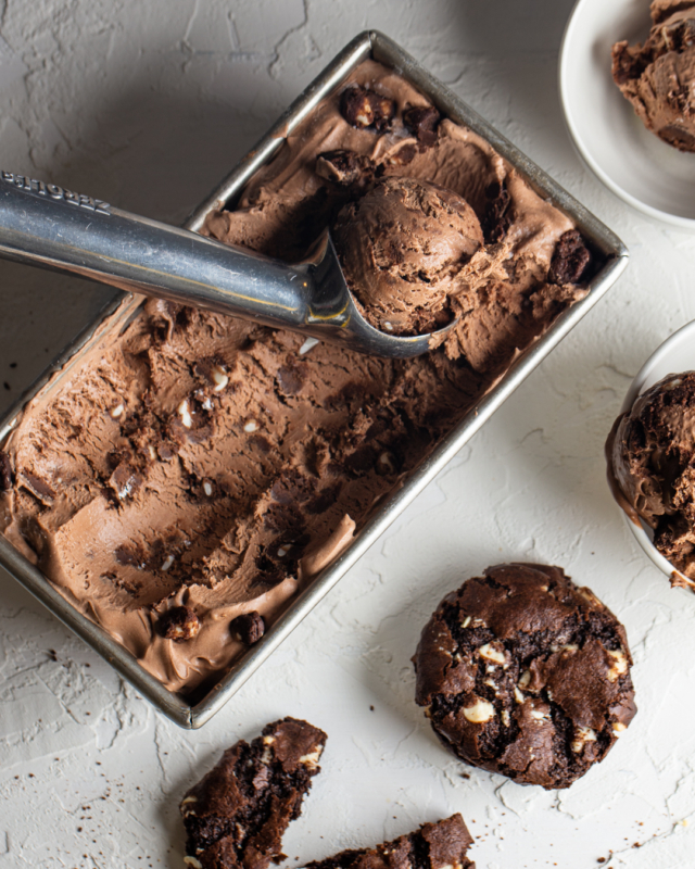 Triple Chocolate Cookie Dough Ice Cream (With Cookies!)